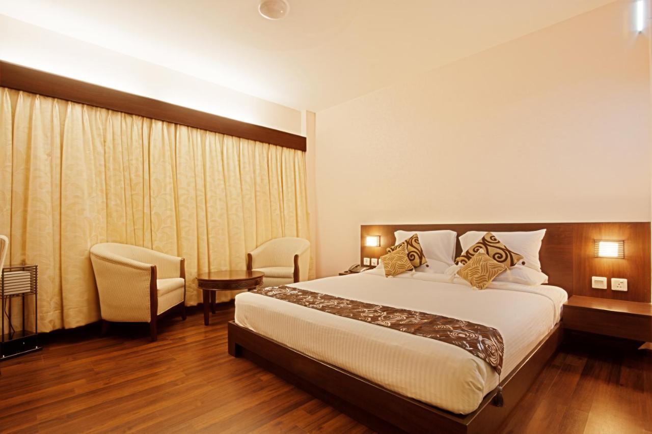 The Central Park Rourkela Exterior foto